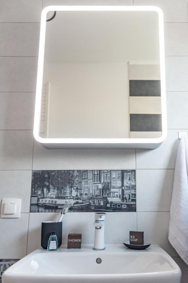 Amazing Condo In Brasov By Valentino - Free Garage Parking Exterior foto
