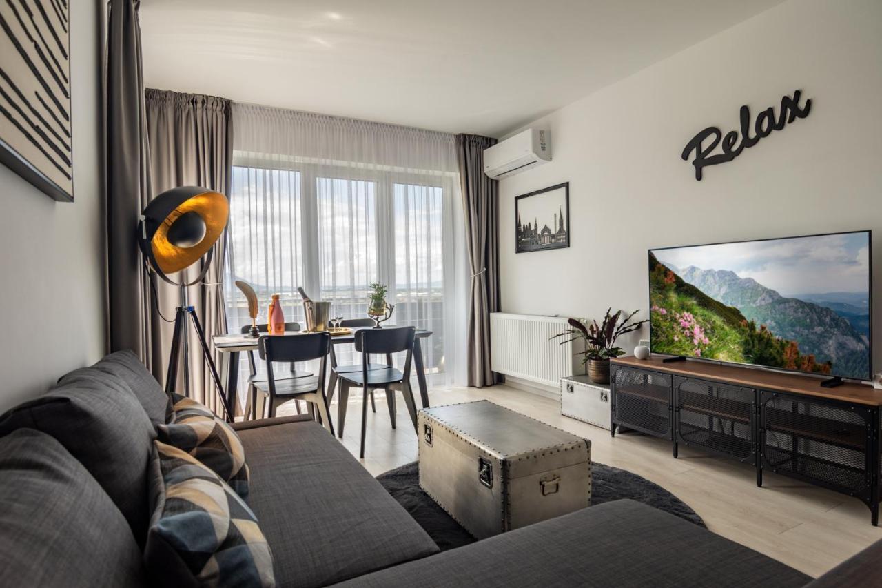 Amazing Condo In Brasov By Valentino - Free Garage Parking Exterior foto