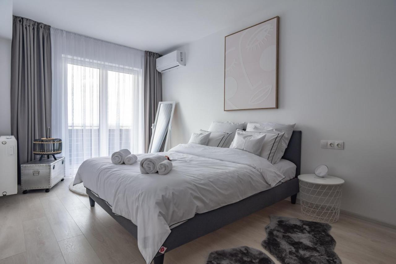 Amazing Condo In Brasov By Valentino - Free Garage Parking Exterior foto